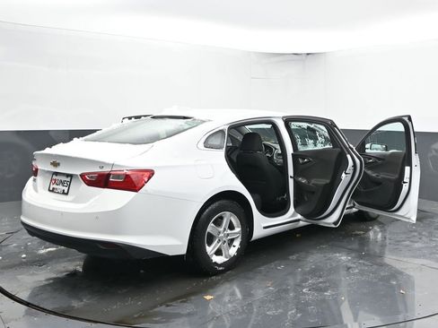 Used 2024 Chevrolet Malibu LT image 57