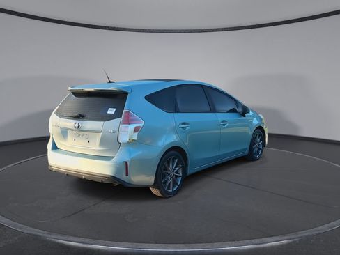 Used 2017 Toyota Prius V Five w/ Advanced Technology Package FWD image 8