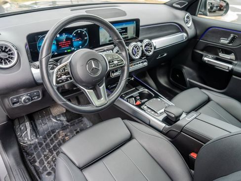 Used 2023 Mercedes-Benz EQB 350 4MATIC SUV w/ Pinnacle Package image 4