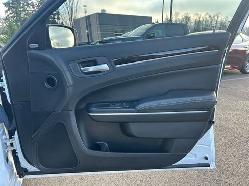 Used 2022 Chrysler 300 S image 25