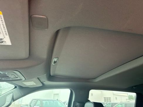Used 2022 GMC Sierra 1500 Denali w/ Denali Reserve Package AWD/4WD image 12