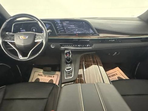 Used 2024 Cadillac Escalade ESV Premium Luxury RWD image 35