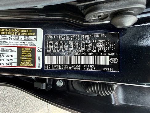 Used 2016 Toyota Camry SE image 25