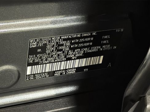 Used 2020 Toyota RAV4 Limited image 35