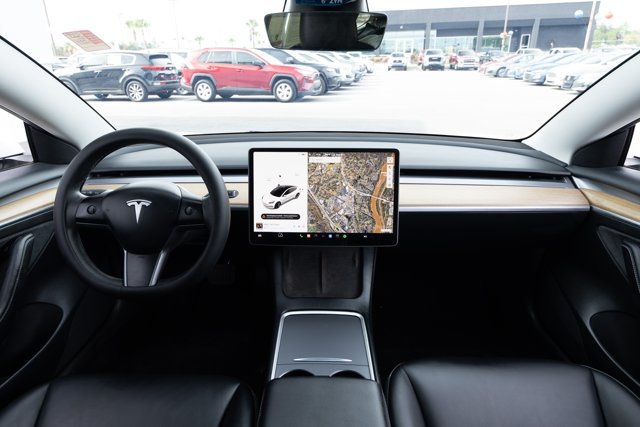 Used 2023 Tesla Model 3 Standard Range RWD image 33