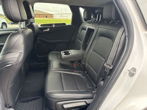 Used 2022 Ford Escape SEL w/ Technology Package FWD image 21