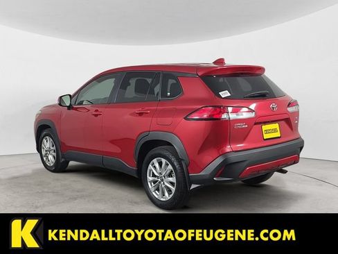 Used 2024 Toyota Corolla Cross LE AWD/4WD image 7