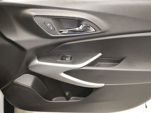 Certified 2024 Chevrolet Trax RS w/ Driver Confidence Package image 10