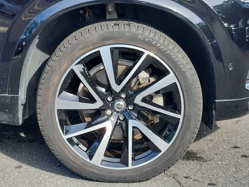 Certified 2024 Volvo XC90 B6 Ultimate w/ Protection Package Premier AWD/4WD image 8