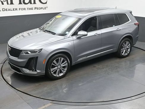 Used 2024 Cadillac XT6 Premium Luxury w/ Technology Package AWD/4WD image 45