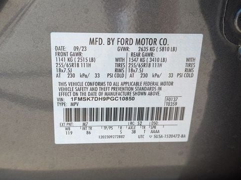 Used 2023 Ford Explorer XLT RWD image 30