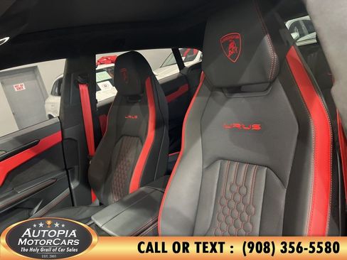 Used 2023 Lamborghini Urus S AWD/4WD image 12