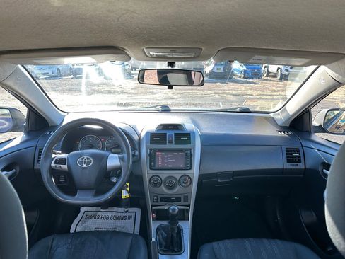 Used 2013 Toyota Corolla S image 14