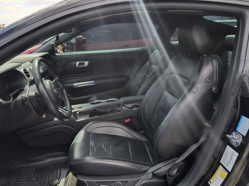 Used 2019 Ford Mustang GT Premium w/ GT Performance Package RWD image 8