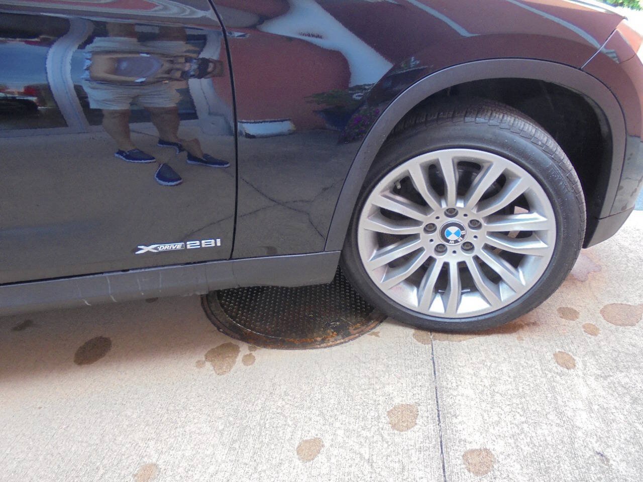Used 2013 BMW X1 xDrive28i w/ Ultimate Pkg AWD/4WD image 29