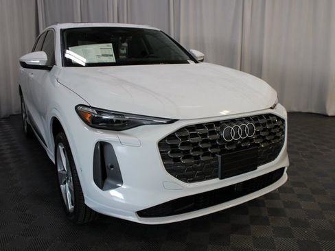 New 2025 Audi Q5 Premium Plus image 30