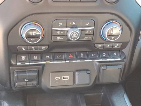 Used 2022 Chevrolet Silverado 3500 High Country w/ Z71 Off-Road Package image 20