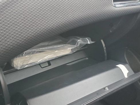 Used 2018 Chevrolet Cruze LS image 5