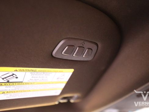 Used 2022 Ford F350 King Ranch w/ FX4 Off-Road Package image 28