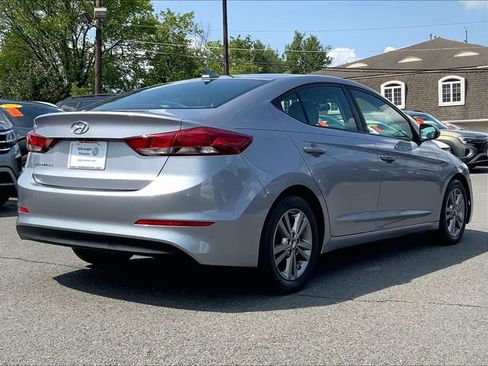 Used 2017 Hyundai Elantra SE w/ SE A/T Tech Package 03 FWD image 7