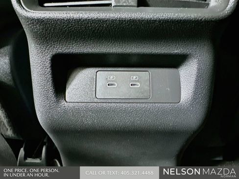 Used 2025 Nissan Murano SV FWD image 34