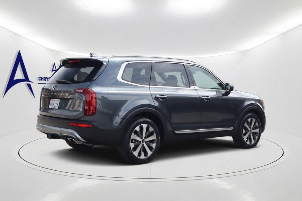 Used 2021 Kia Telluride S FWD image 4