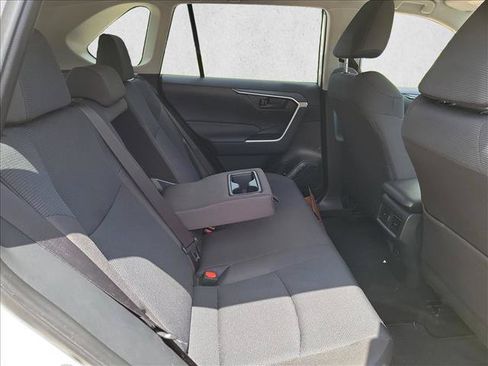 Used 2025 Toyota RAV4 LE AWD/4WD image 16