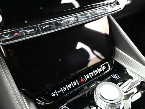 Used 2024 Jeep Grand Wagoneer L Series II w/ Quick Order Packagew 28T image 38