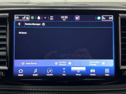 Used 2023 Chrysler Pacifica Limited FWD image 8