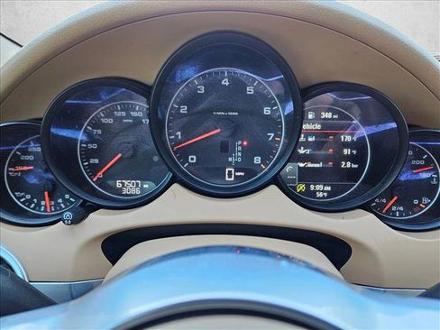 Used 2017 Porsche Cayenne Platinum Edition image 11