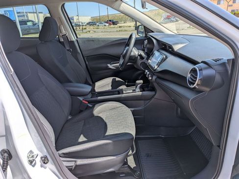 Used 2024 Nissan Kicks SV FWD image 21