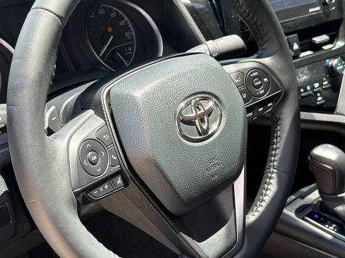 Used 2024 Toyota Camry SE FWD image 29