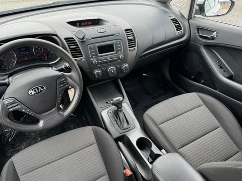 Used 2015 Kia Forte LX w/ Popular Package image 5