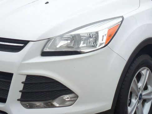 Used 2013 Ford Escape SE image 11