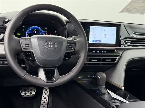Used 2026 Toyota Camry SE w/ Convenience Package FWD image 36