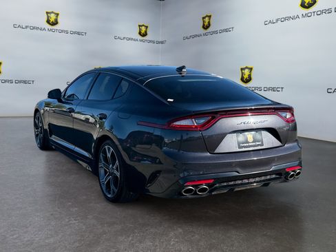 Used 2020 Kia Stinger GT1 image 3