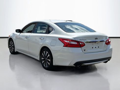 Used 2017 Nissan Altima 2.5 SV FWD image 8