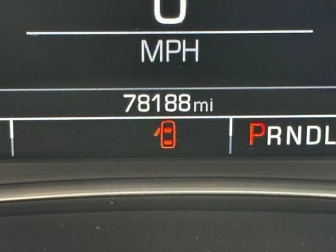 Used 2017 Chevrolet Malibu LT FWD image 15