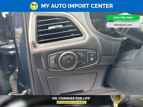Used 2022 Ford Edge ST-Line AWD/4WD image 14