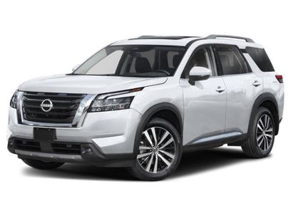 Used 2025 Nissan Pathfinder Platinum