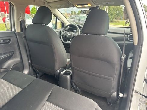 Used 2024 Nissan Versa S w/ Trunk Package image 18