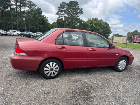 Used 2005 Mitsubishi Lancer ES FWD image 11