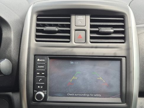 Used 2019 Nissan Versa SV FWD image 15