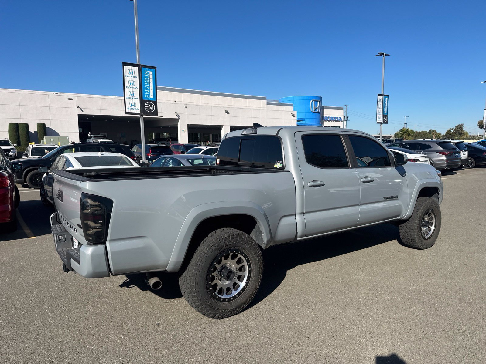 Used 2019 Toyota Tacoma TRD Sport RWD image 3