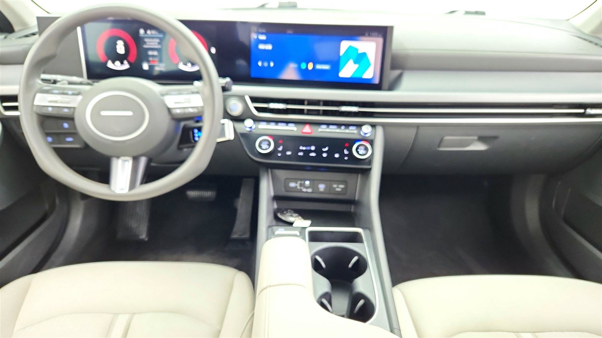 Used 2024 Hyundai Sonata SEL FWD image 27