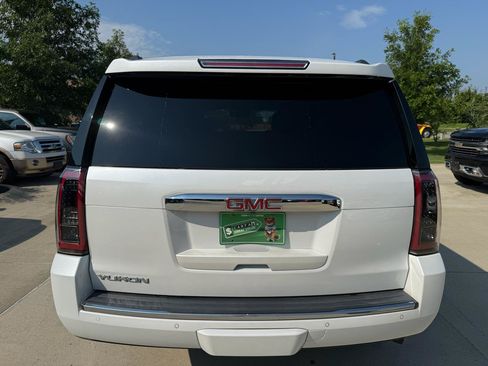 Used 2016 GMC Yukon Denali w/ Open Road Package AWD/4WD image 5