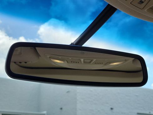 Used 2014 Lincoln MKZ w/ Equipment Group 102A Reserve FWD image 26