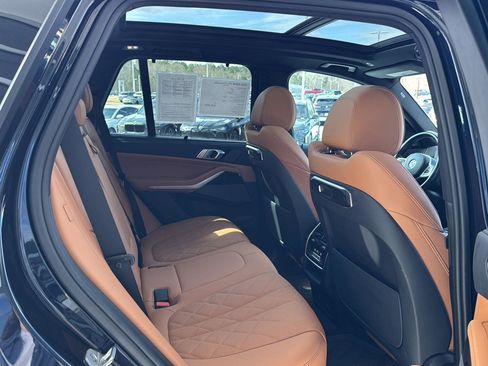Certified 2024 BMW X5 xDrive40i w/ M Sport Package image 11