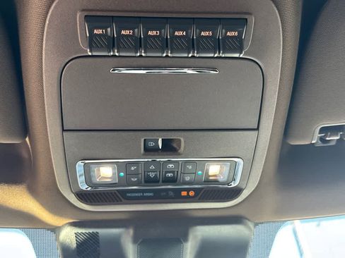 New 2025 Ford F350 King Ranch w/ FX4 Off-Road Package image 32