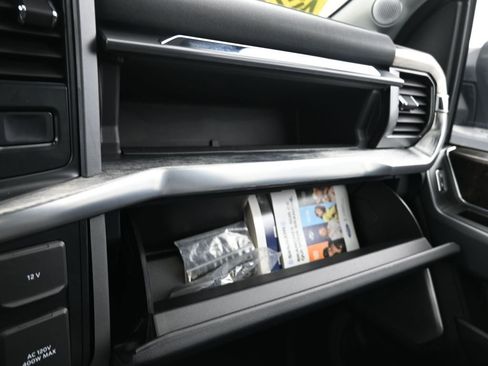 Used 2022 Ford F150 Lariat w/ Equipment Group 502A High image 45